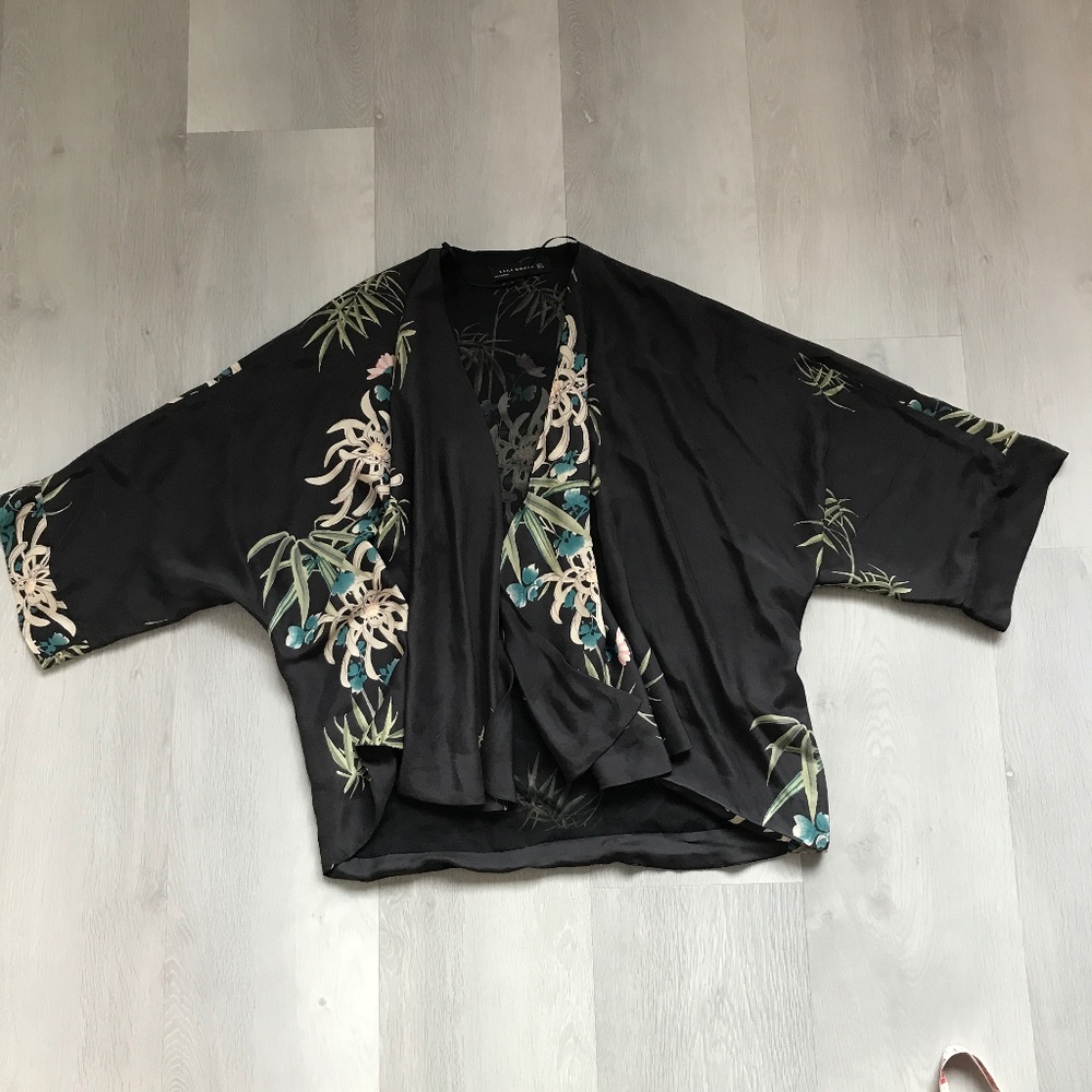 ZARA WOMENS BLACK 100% SILK KIMONO CROP JACKET SATIN MEDIUM